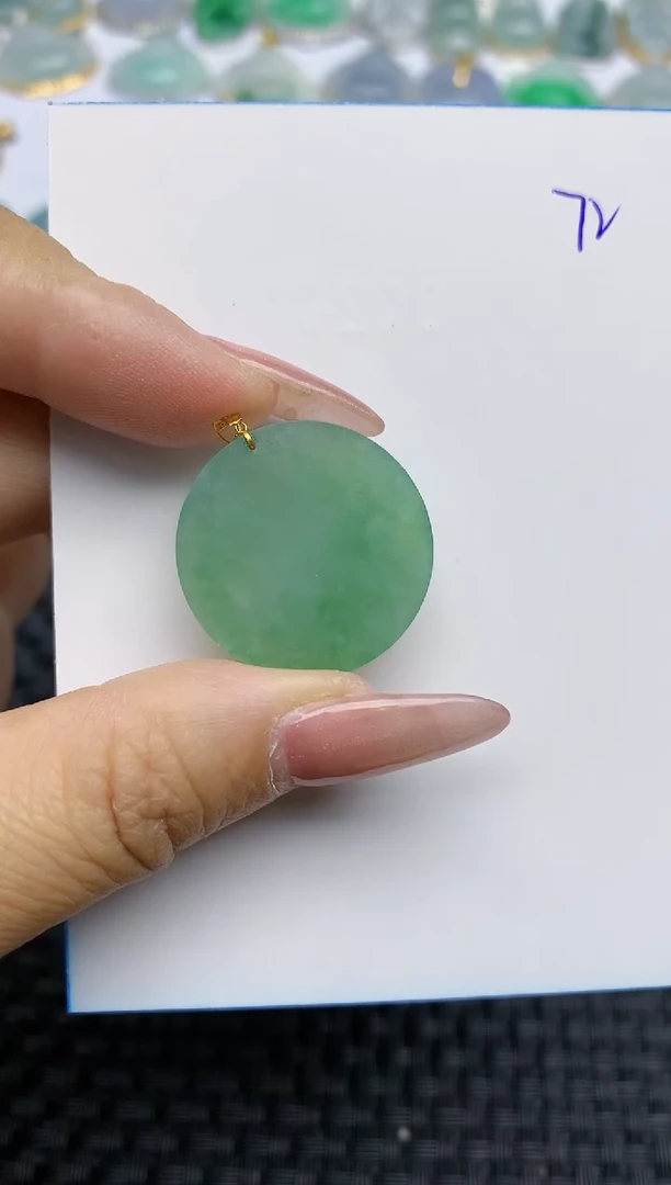 【闪购商品】翡翠颈饰18K金镶嵌天然A货翡翠 72