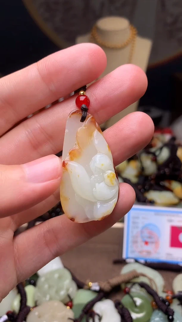 颈饰未镶嵌和田玉新疆料青海料清水和田玉吊坠
