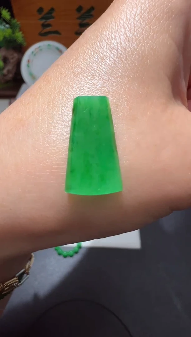 【闪购商品】定制翡翠未镶嵌19.1*11.2*2无事牌