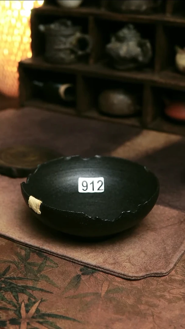 912号紫砂全手工残破感可蓄水黑色壶承
