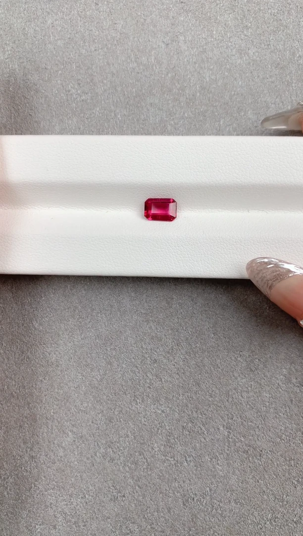 【闪购商品】碧玺裸石银S925镶嵌天然红色长方碧玺   0.77ct