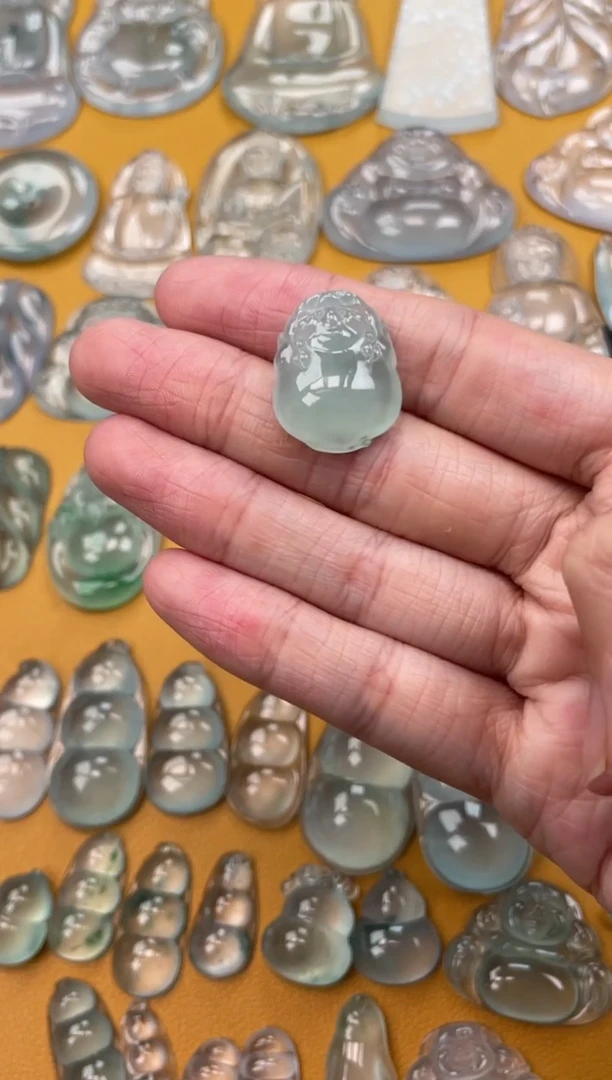 翡翠未镶嵌吊坠(不含链)金蟾