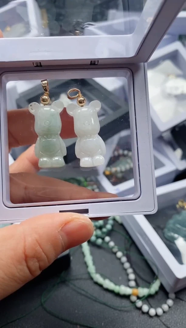 翡翠未镶嵌吊坠(不含链)3161