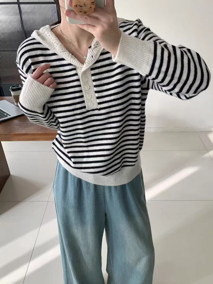 玲姐定制-撞色条纹设计感连帽套头针织毛衣280367