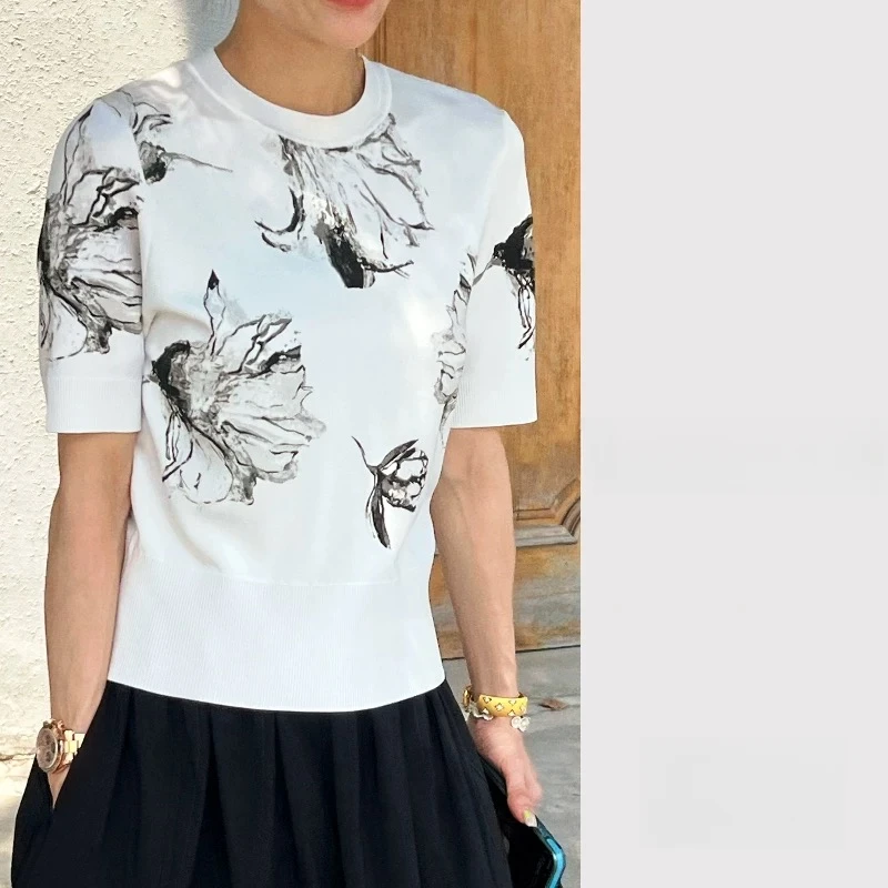 【歌】刺绣提花圆领天丝桑蚕丝短袖洋气打底针织衫上衣