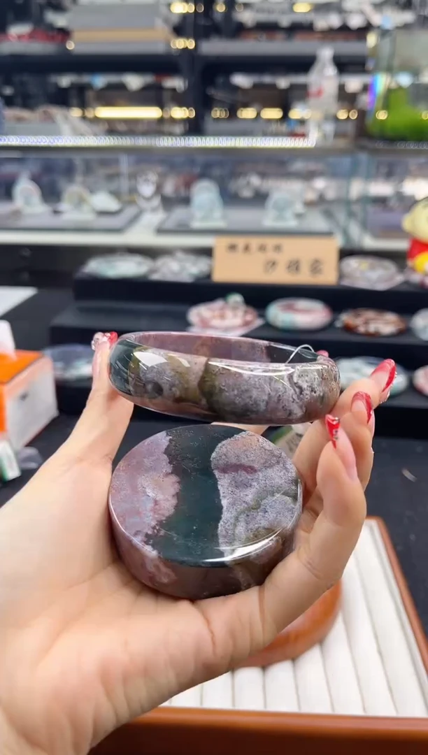 未镶嵌手镯石英质玉63圈口（赠品镯心）300172