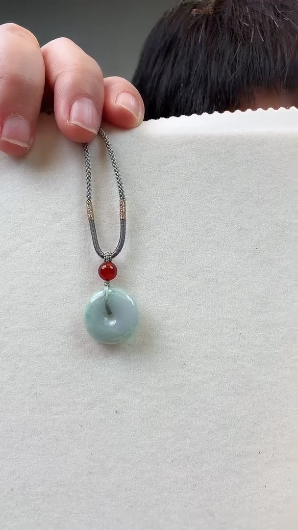 颈饰未镶嵌翡翠吊坠