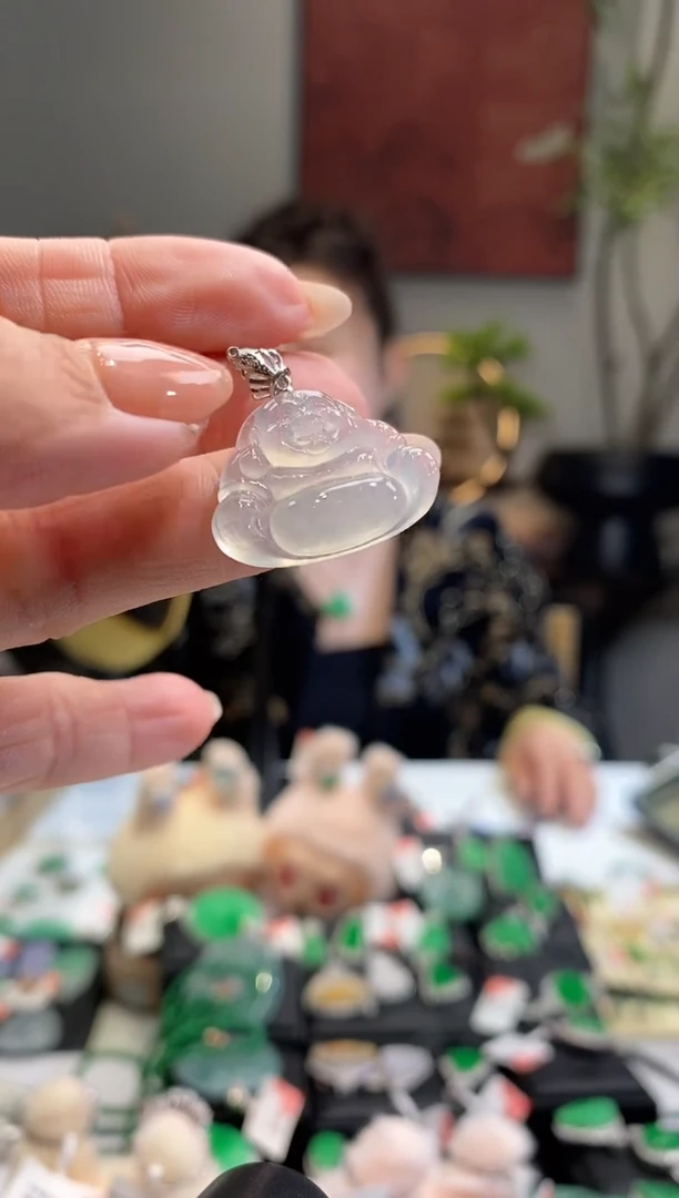 吊坠(不含链)18K金镶嵌翡翠佛公