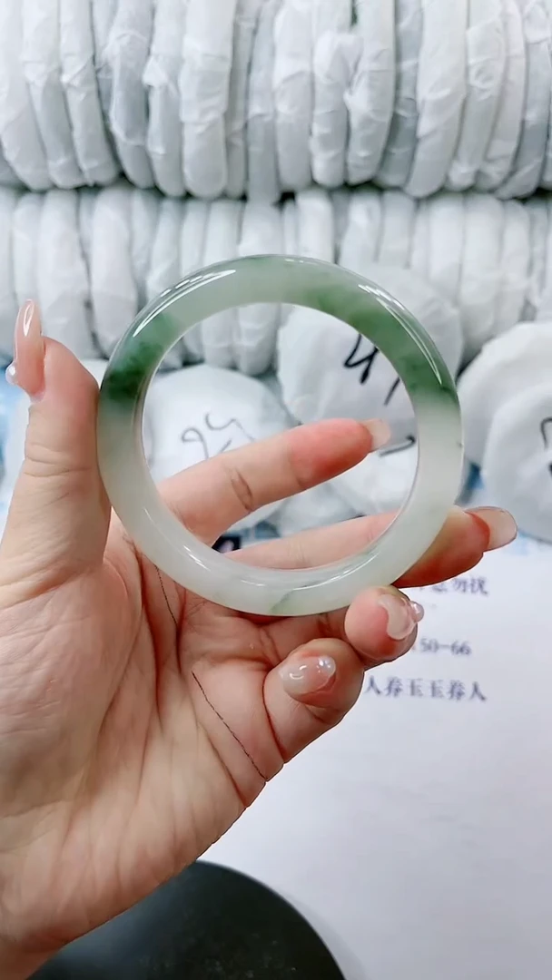 【闪购商品】石英质玉手镯未镶嵌0363927232-