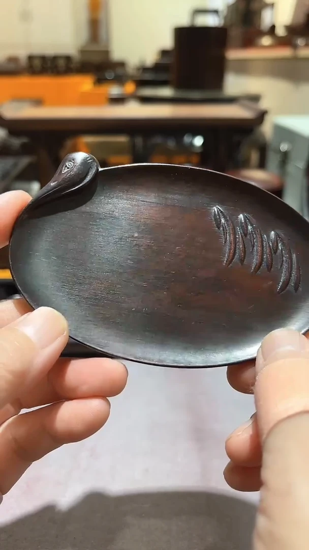 木精品木雕精工细作