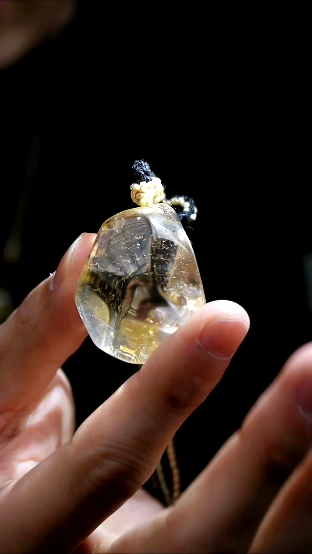 吊坠(赠链)未镶嵌水晶水晶