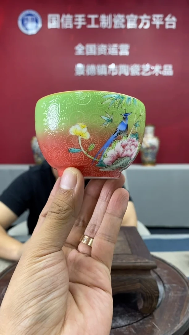 摆件c094景德镇瓷器一件