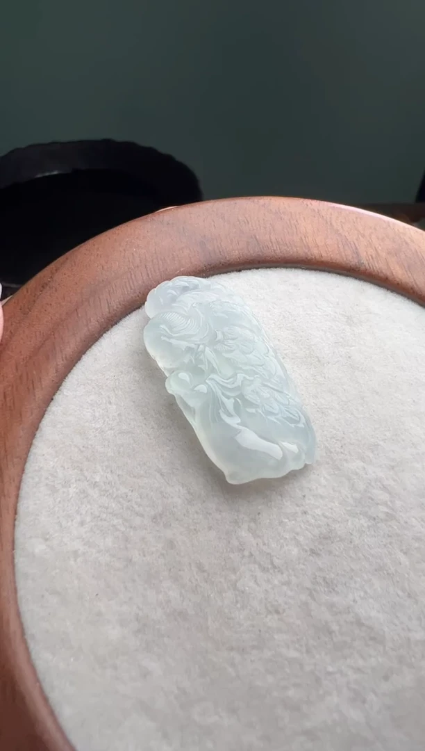 未镶嵌定制翡翠白冰天使