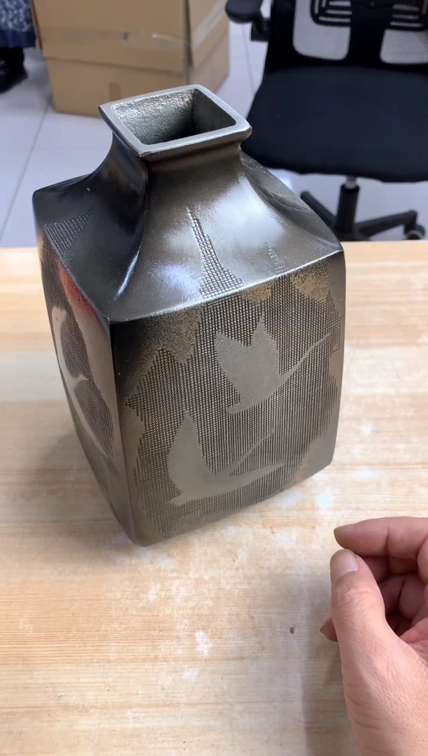 默认微瑕，no退no换，介意勿拍