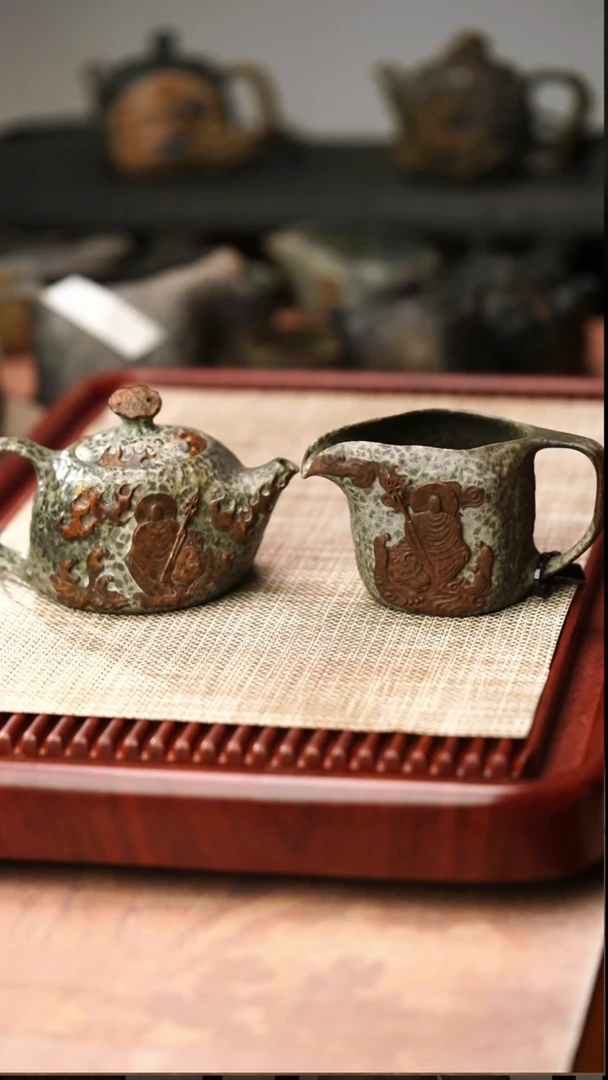 酒**道陈国力老师作品冰碛岩重工雕刻度化壶+度化公道杯