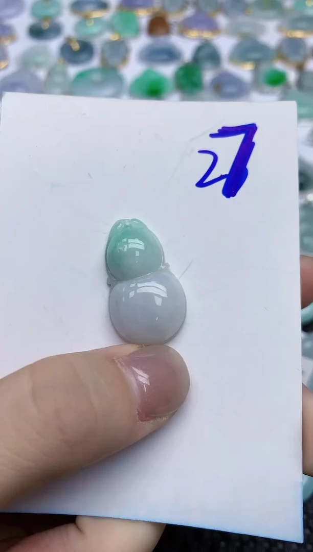 【闪购商品】翡翠颈饰未镶嵌天然翡翠A货
