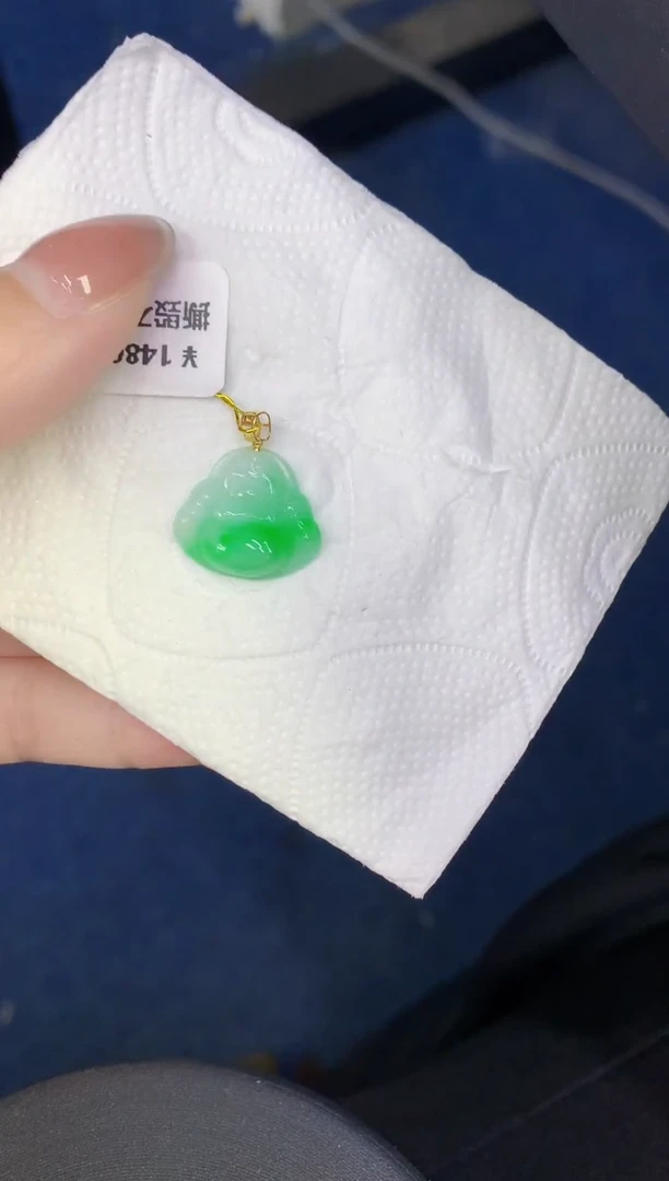颈饰18K金镶嵌翡翠缅甸天然翡翠a货