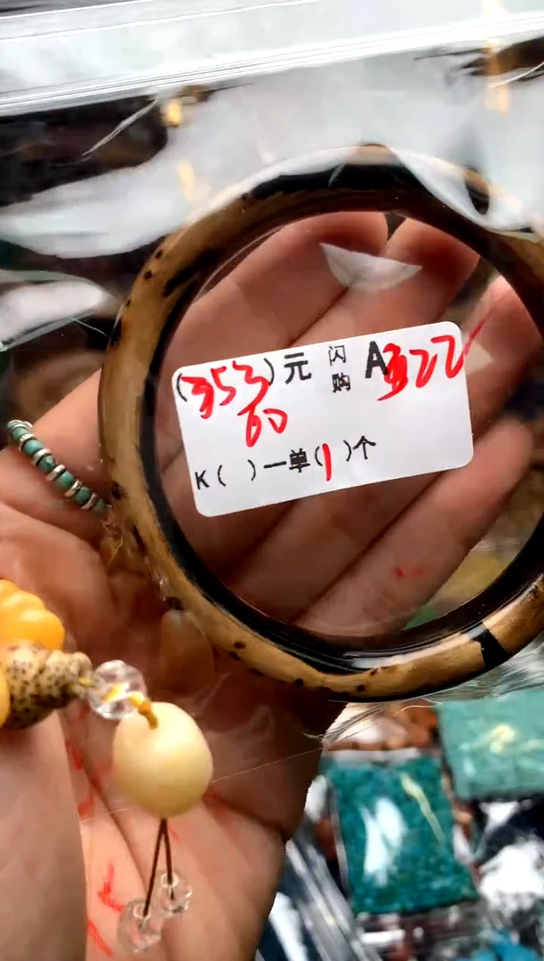 玻璃颈饰A22AAAAAAAAAAAAA