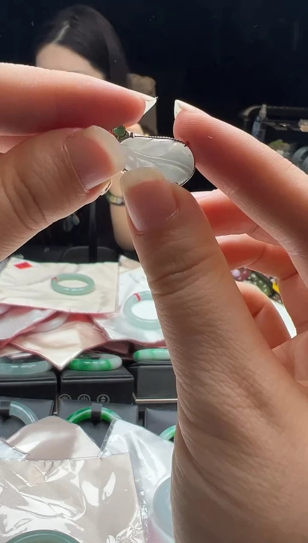 颈饰合金翡翠0567597193