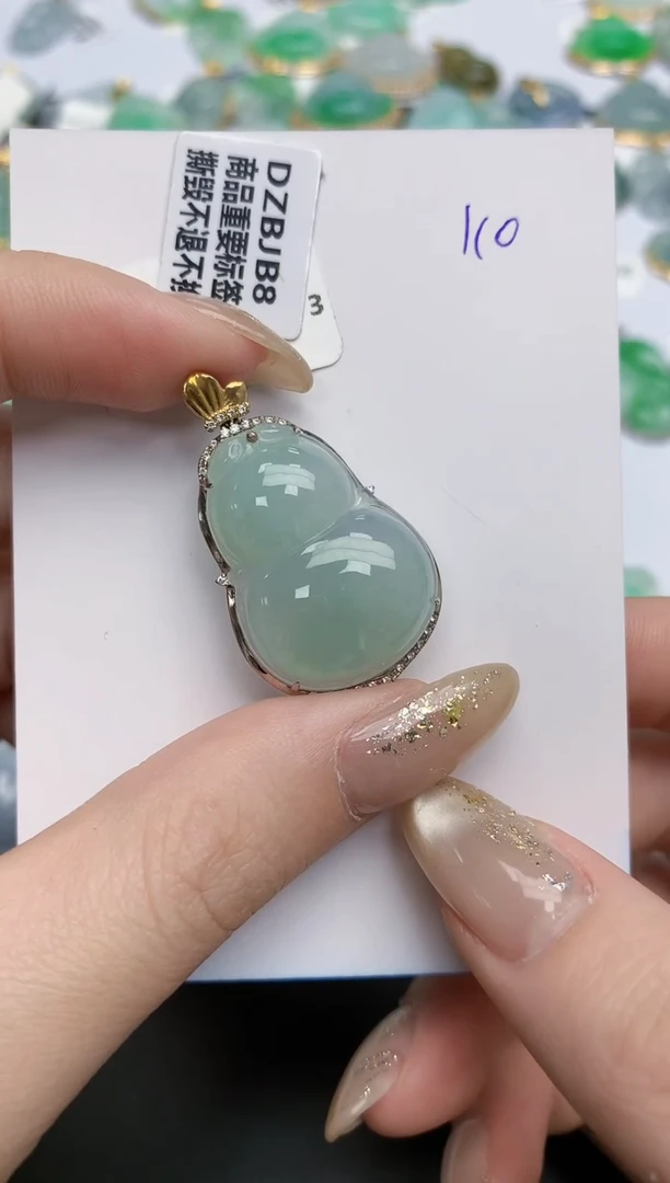 【闪购商品】翡翠颈饰18K金镶嵌天然缅甸翡翠A货