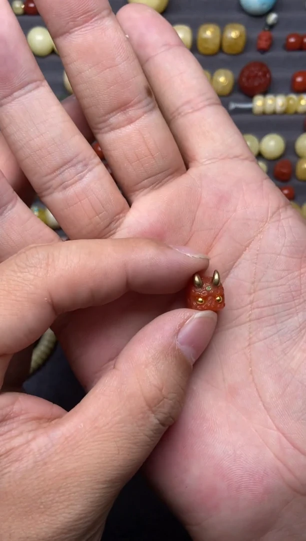 【闪购商品】玛瑙/玉髓珠宝奇石合金