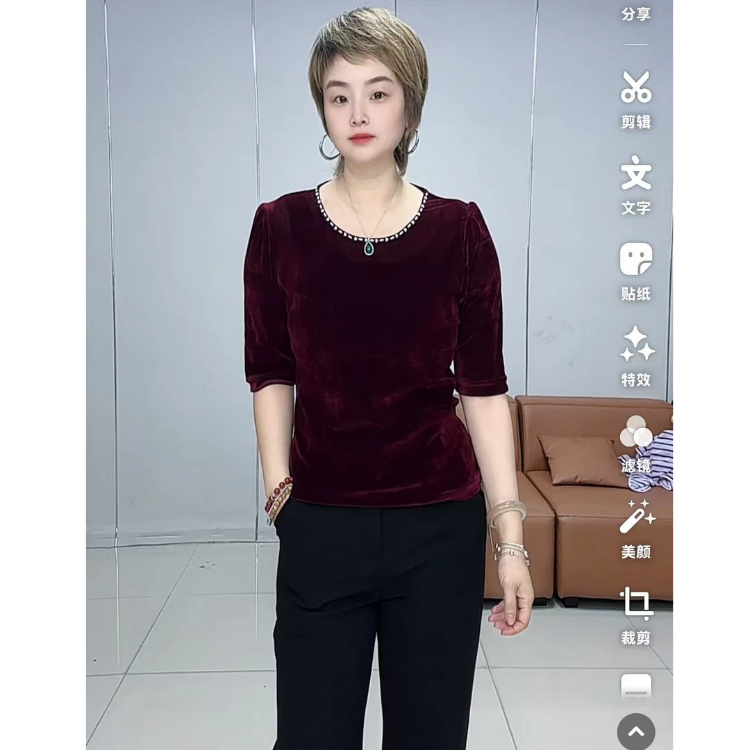 小施家气质轻熟风圆领手工缝珠显瘦丝绒中袖衫69019