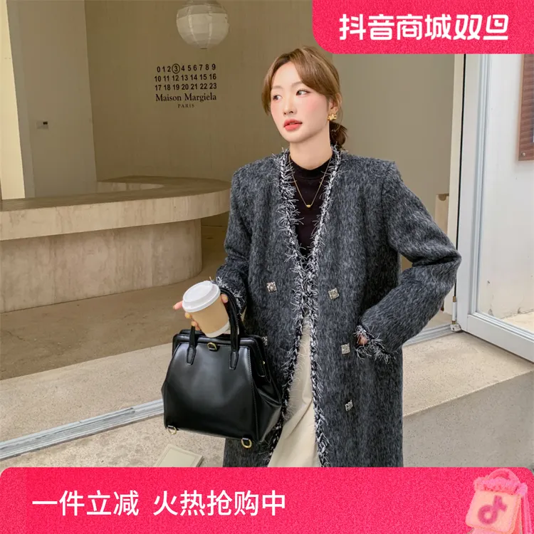 小香风V领灰色中长款羽绒服呢大衣女秋冬加厚爆款毛呢外套赫本风