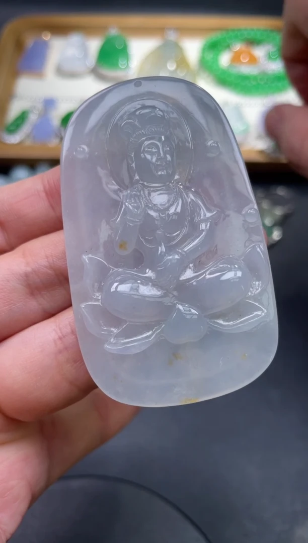 翡翠未镶嵌颈饰38.......