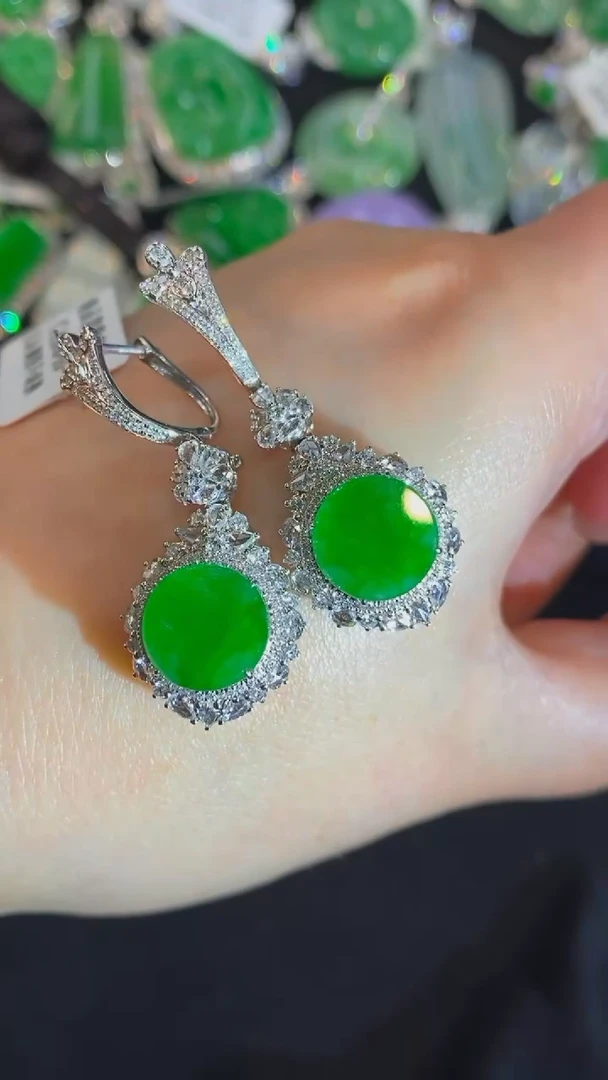 【闪购商品】翡翠颈饰未镶嵌耳环