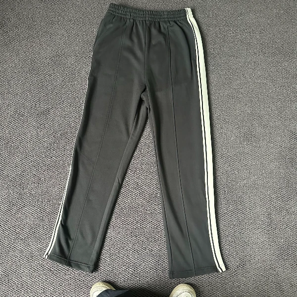 侧边三道杠长裤 经典元素百搭休闲裤 直筒卫裤
