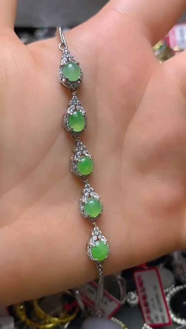 银S925镶嵌戒指翡翠百内无证书