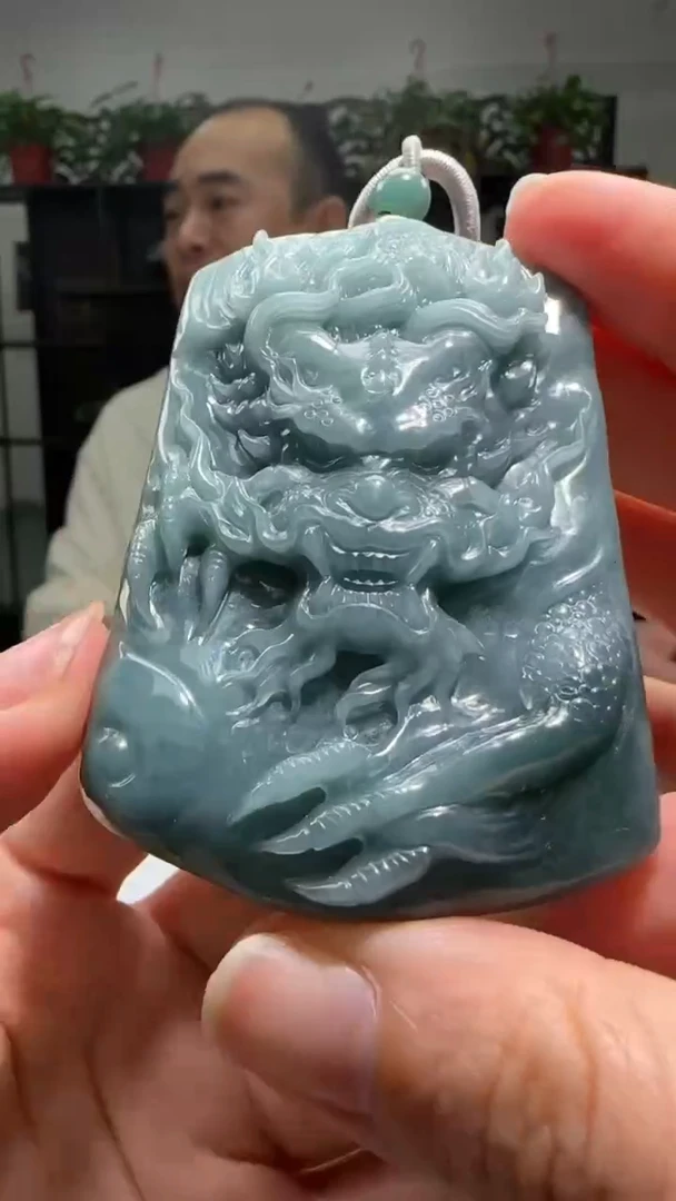 【闪购商品】翡翠颈饰未镶嵌天然翡翠A货吊坠