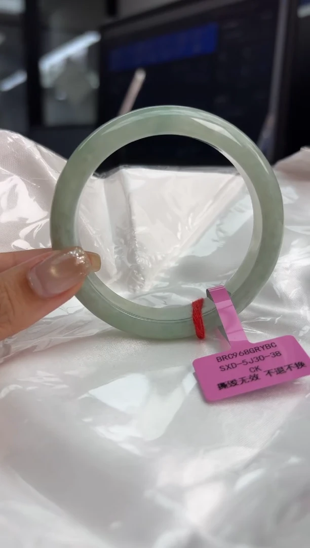 未镶嵌手镯翡翠翡翠手镯2
