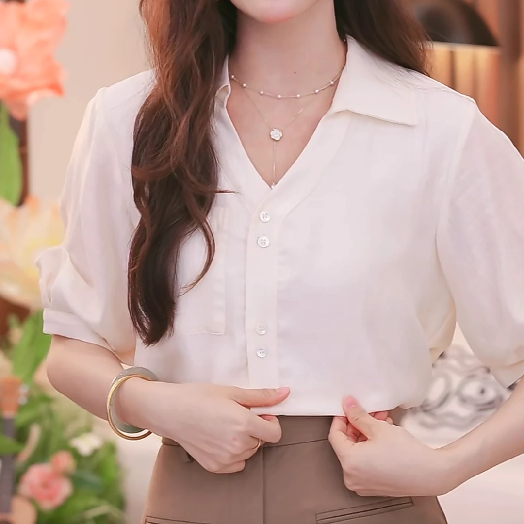 法式轻熟翻领短袖衬衫女2025夏季新款通勤设计感优雅气质上衣