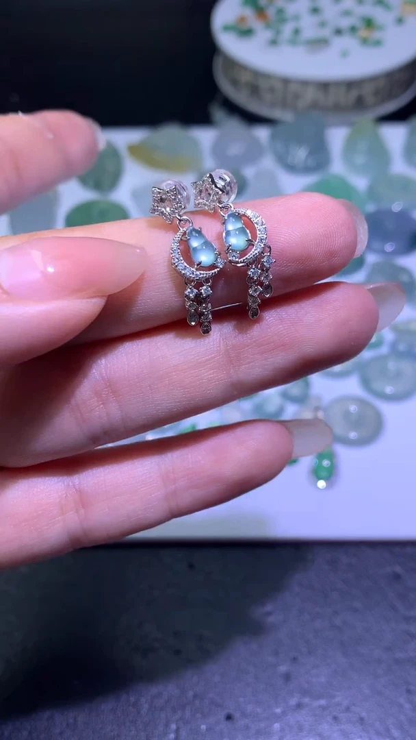 未镶嵌翡翠耳饰净货