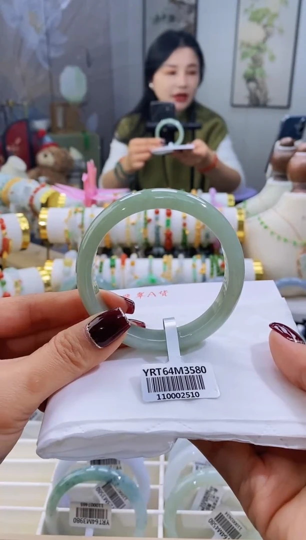 未镶嵌手镯翡翠85号58.1/12.6*7.7