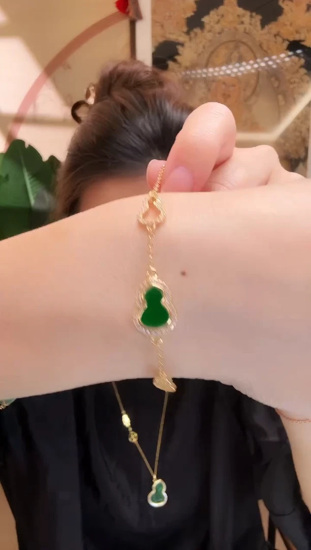 颈饰未镶嵌翡翠手饰