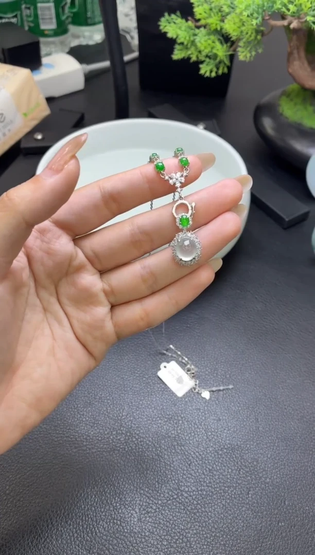 翡翠银S925镶嵌颈饰N****由项链