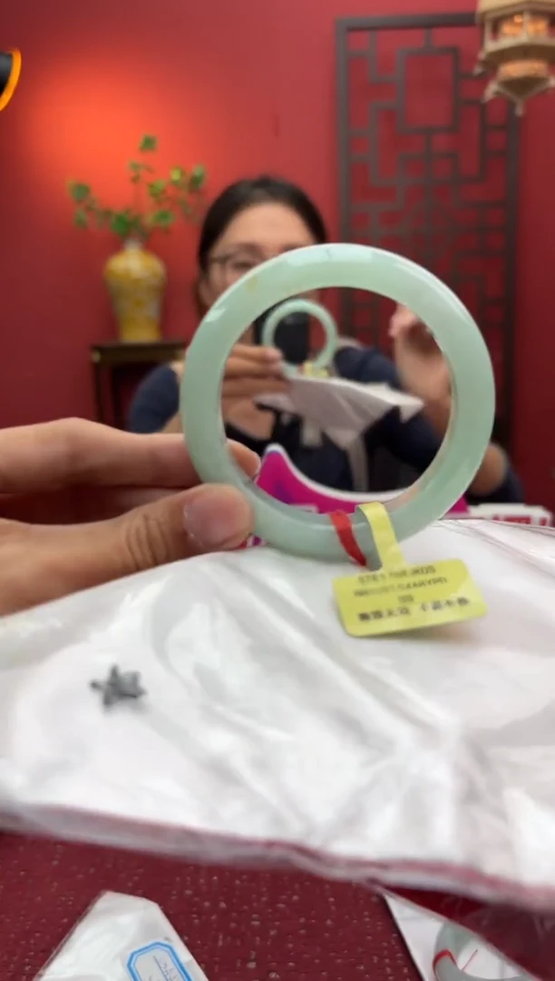 未镶嵌手镯翡翠翡翠手镯