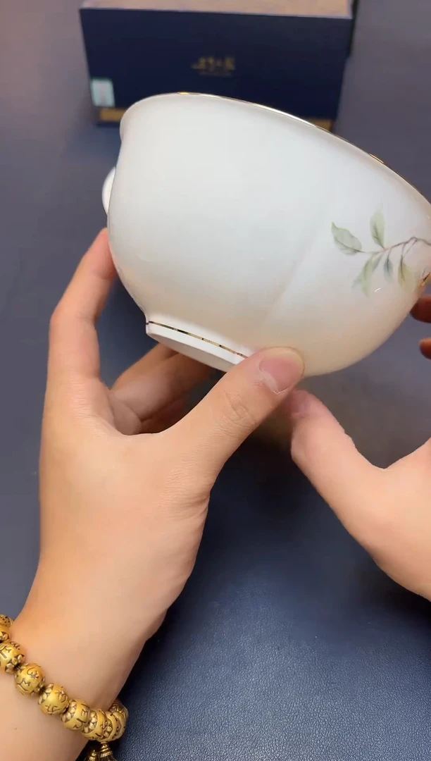 瓷片老号重启，一漏到低@@8P65