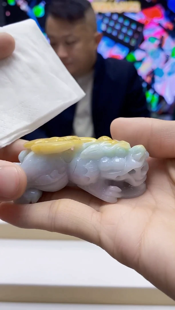 未镶嵌定制翡翠-毛货挂件8