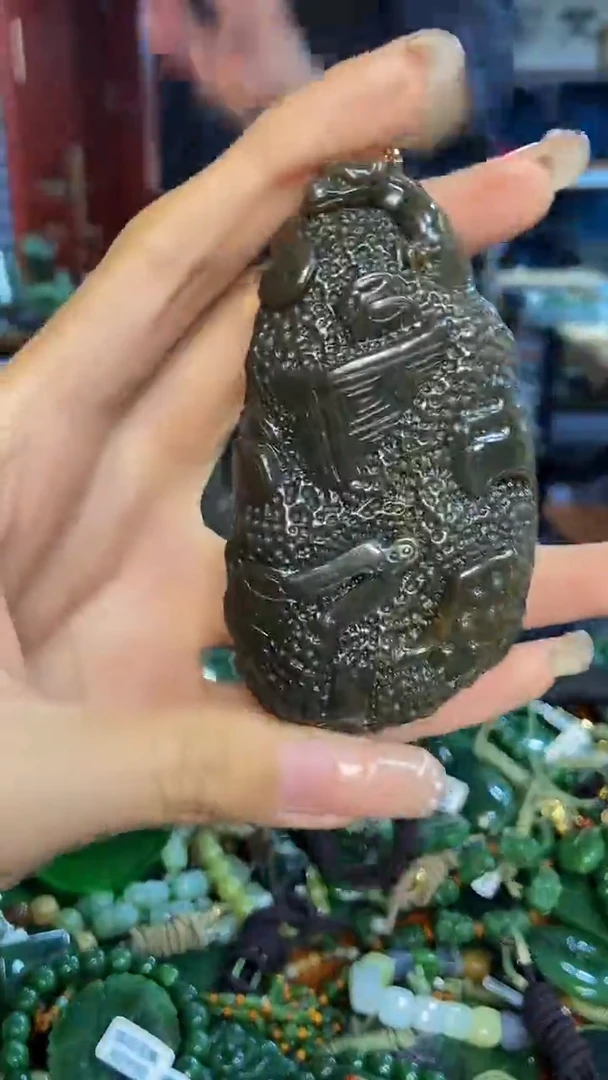未镶嵌和田玉挂件1