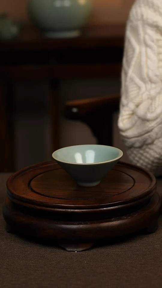 瓷片仿古天青斗笠杯60ml 微瑕 不带礼盒