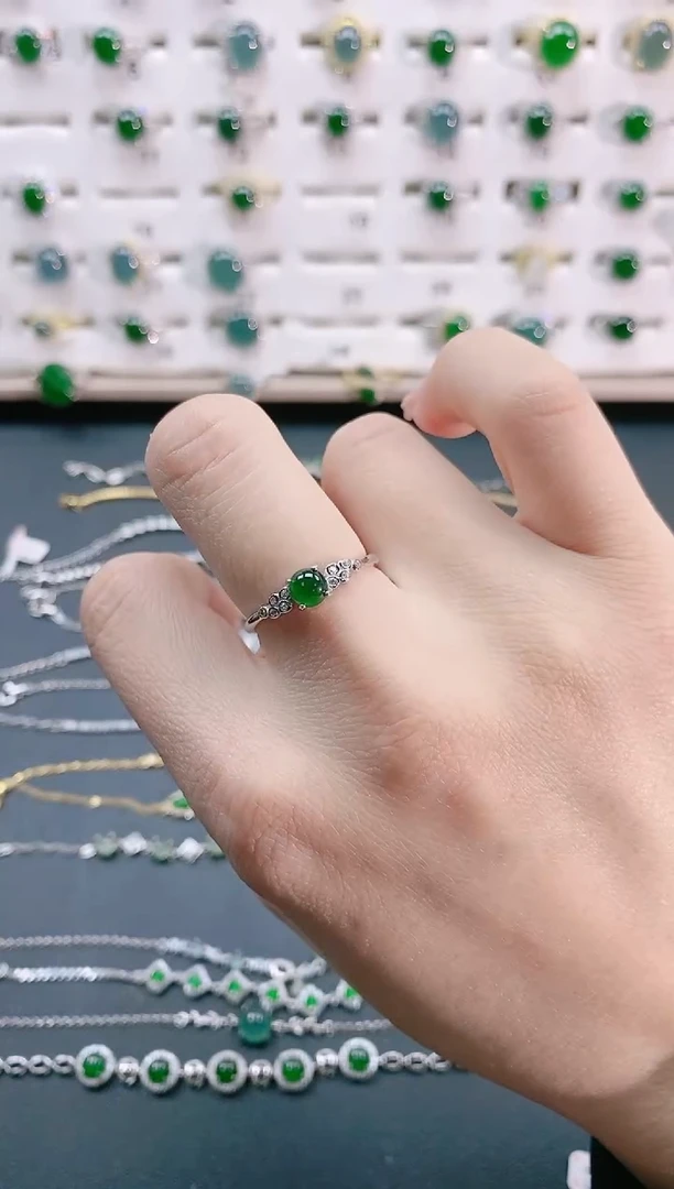 【闪购商品】翡翠戒指银S925镶嵌天然翡翠