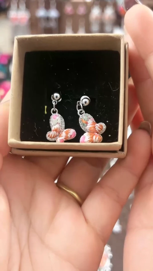 【闪购商品】织绣民族风老绣饰品593