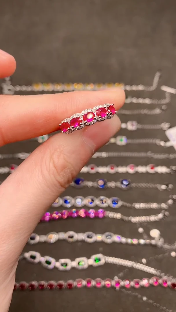 【闪购商品】红宝石戒指银S925镶嵌.......