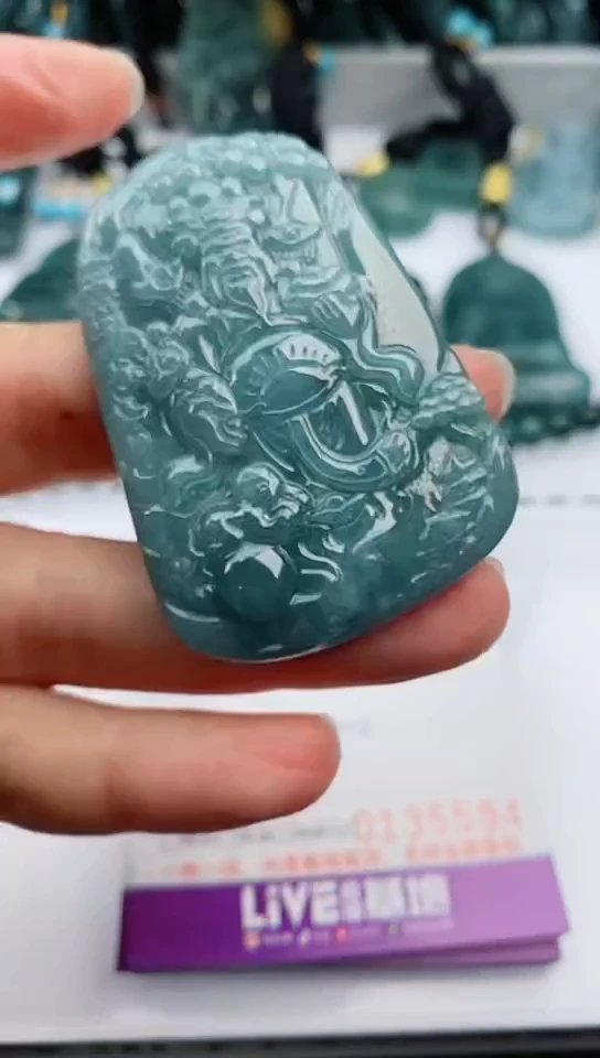 【闪购商品】翡翠颈饰未镶嵌