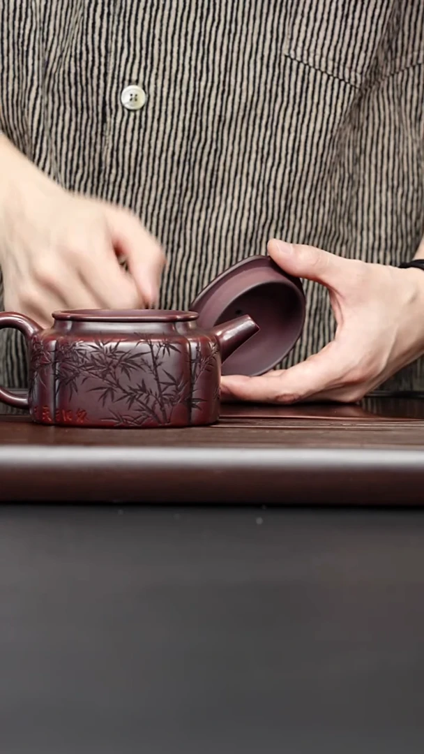 茶壶紫砂宜兴紫砂 筋纹德钟 400cc 吴国政