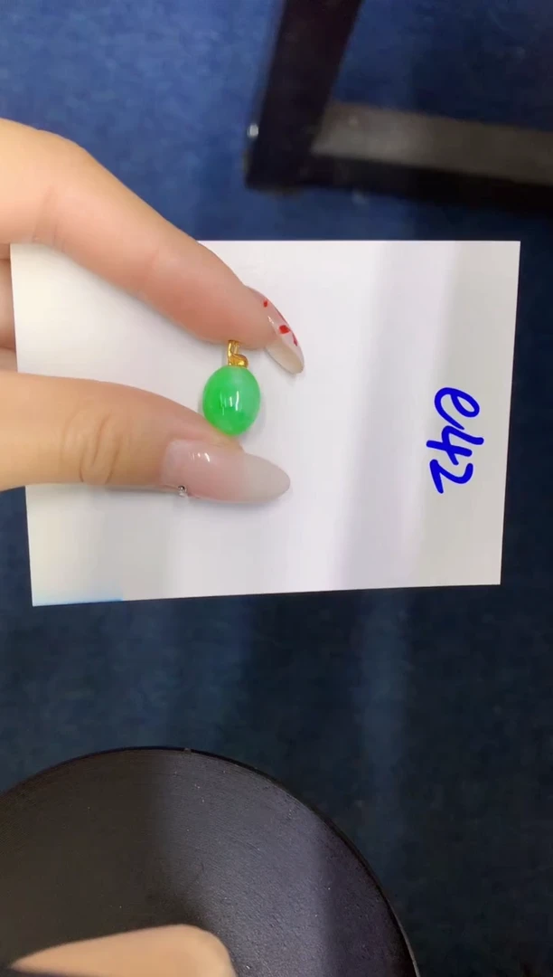 【闪购商品】翡翠颈饰18K金镶嵌0000000000