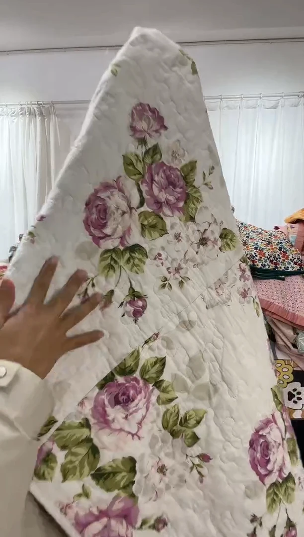 棉150*200纯棉床盖20号拼接瑕疵